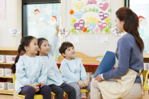 【幼稚園の幼稚園教諭】「一橋学園駅」徒歩9分、自然豊かで家庭的な幼稚園