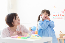 【認定こども園の保育教諭】賞与あり、特色ある教育カリキュラム