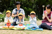 【幼稚園の幼稚園教諭】年間休日124日、仏教思想に基づいた保育を実施
