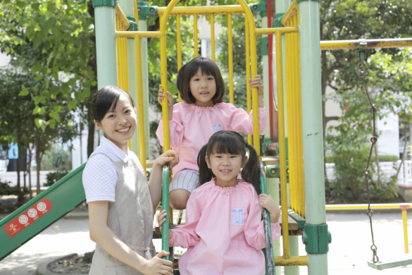 【幼稚園の幼稚園教諭】「千林駅」徒歩2分、産休育休あり、自然いっぱいの園です