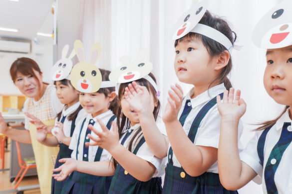 【幼稚園の幼稚園教諭】賞与計4ヶ月分、「個性豊かな、たくましい人」を育成