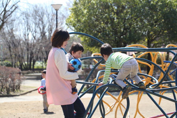 【認可外保育園の保育士】多彩な休暇制度、食事や運動を大切にする保育