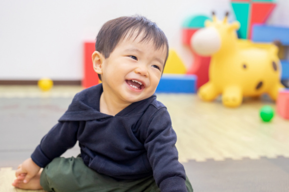 【小規模保育園の保育士】年間休日121日以上、遊びの中から学ぶ気持ちを育てる