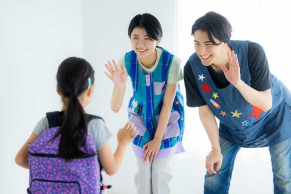 【放課後等デイサービスの児童指導員】「緒川駅」徒歩3分、多彩な療育を実施