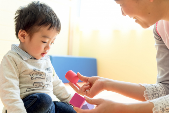 【幼稚園の幼稚園教諭】賞与計4ヶ月分支給、心のふれあいを大切に保育