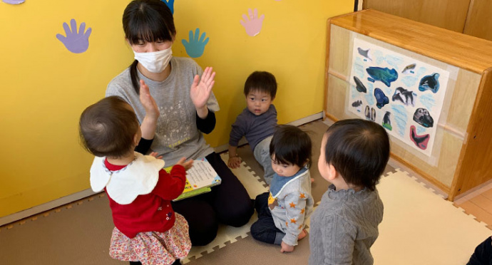 年間休日120日、子育てに喜びを持てる社会を目指す