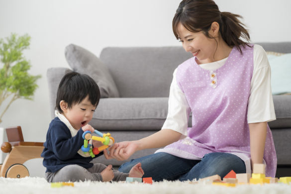 【小規模保育園の保育士】賞与あり、いきいきとした笑顔で生活できる保育