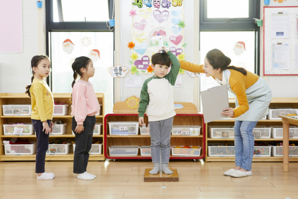 年間休日120日、お子さまの可能性を拡大