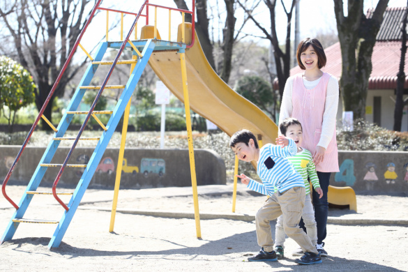 「平野駅」徒歩1分、お子さまの可能性を拡大